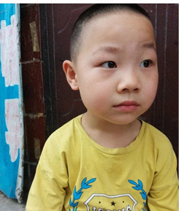 走失者照片 重庆市寻亲：6岁男孩被救助，受助时...