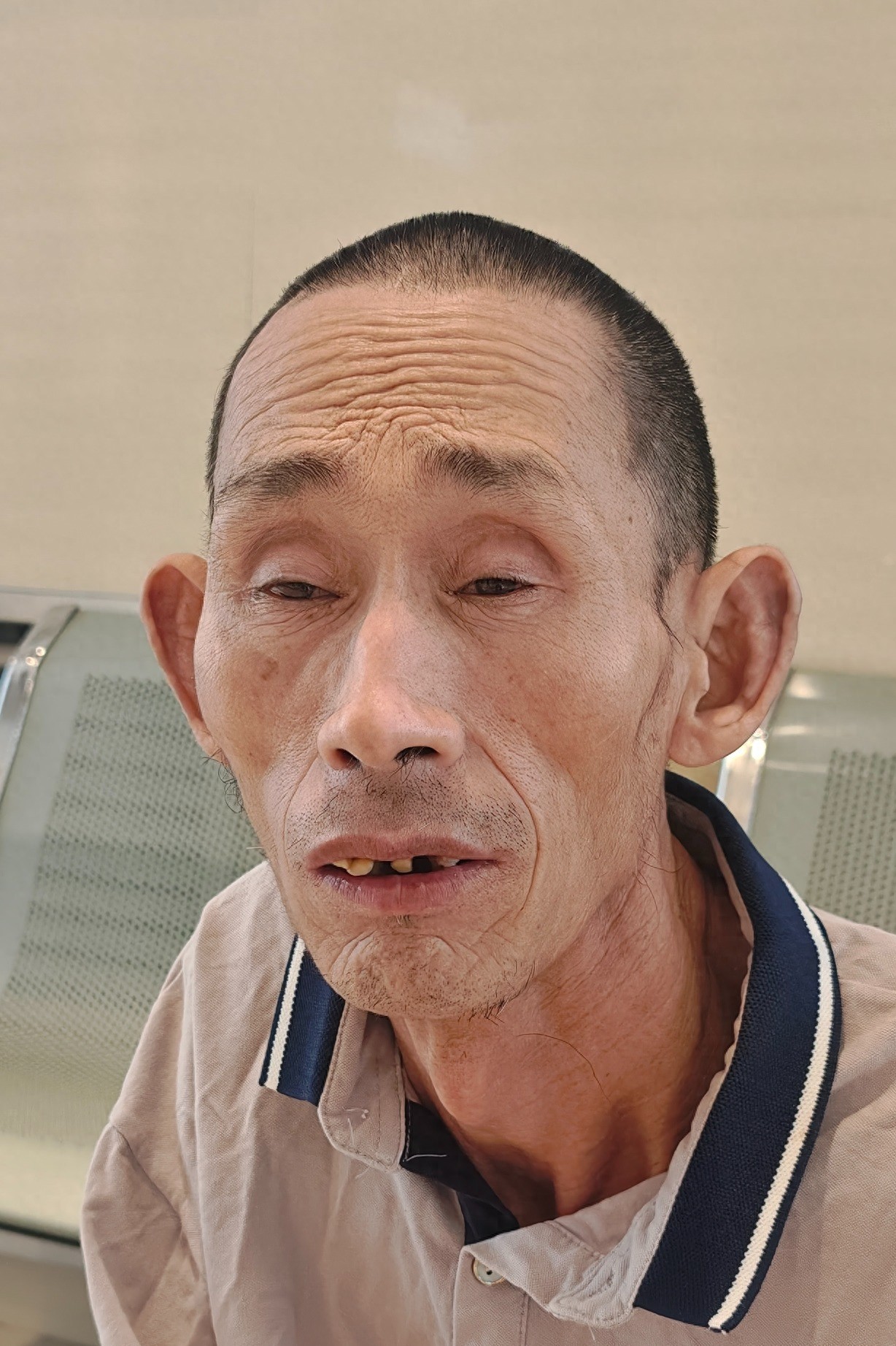 走失者照片 烟台市莱阳市寻亲：六旬老人被救助，...