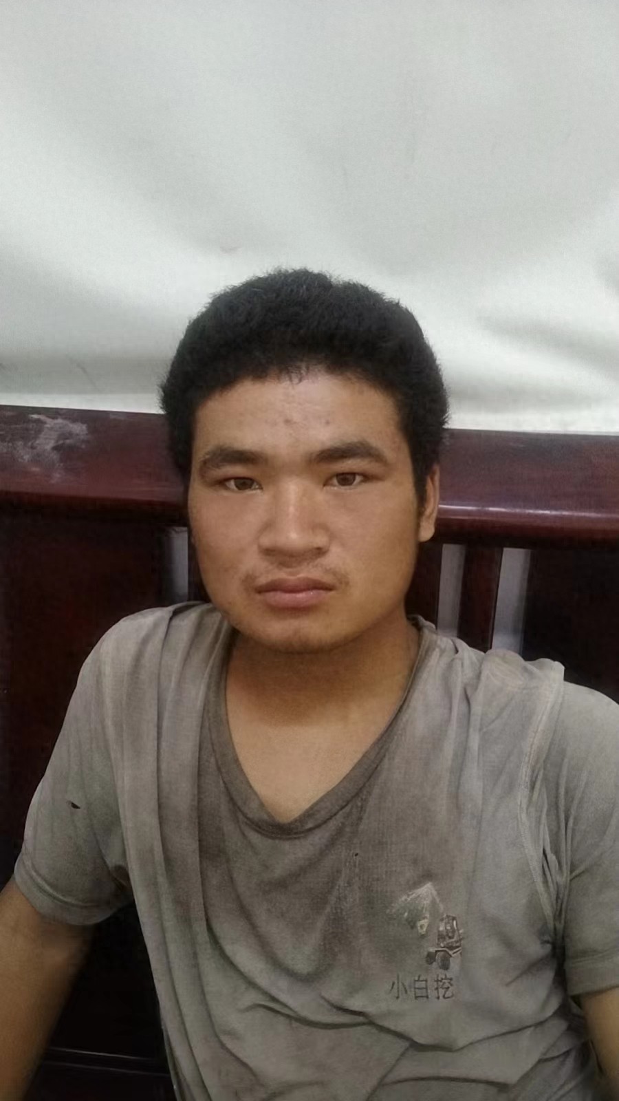 走失者照片 海南省澄迈县寻亲：青年男子被救助，...