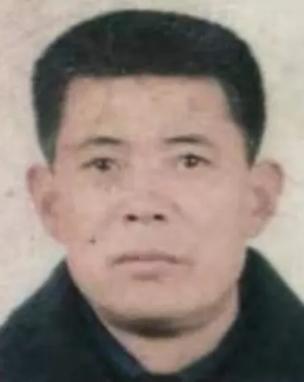走失者照片 泰安市新泰市寻人：六旬老人走失，穿...