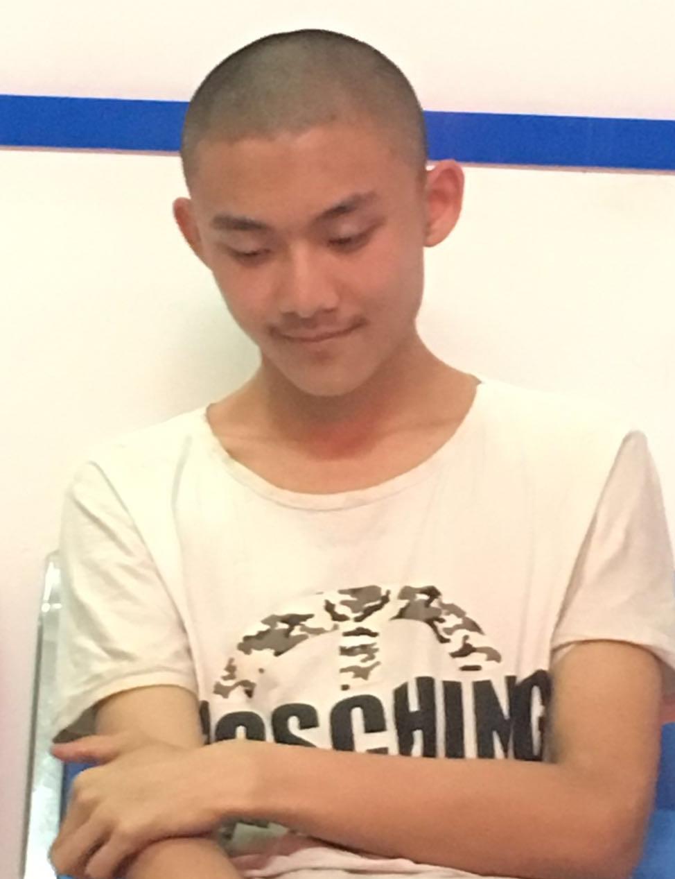 走失者照片 汕头市寻亲：青年男子被救助多日，患...