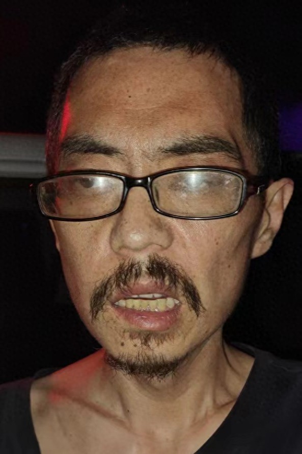 走失者照片 安阳市寻亲：五旬男子被救助，穿黑色...