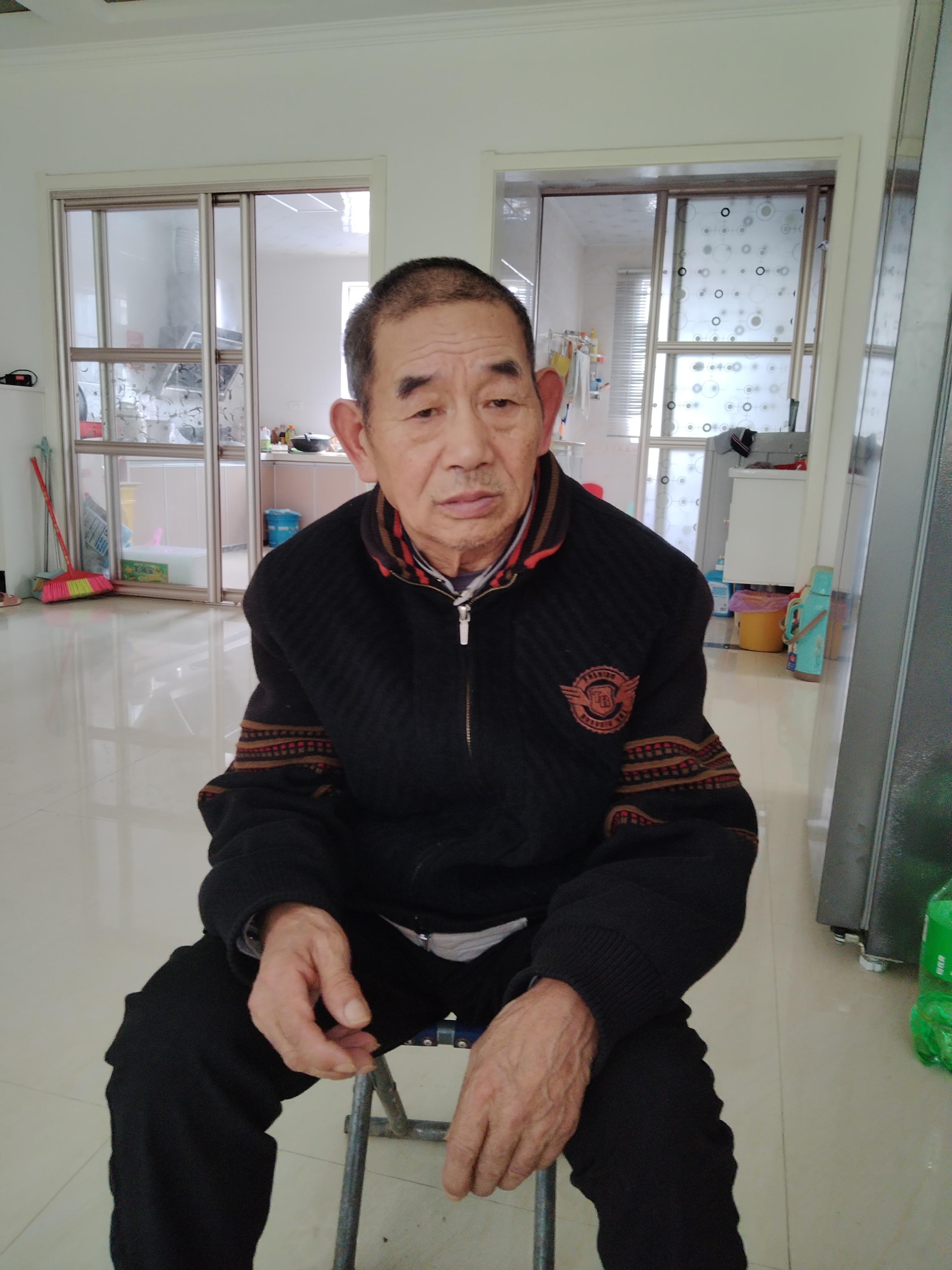 走失者照片 淮南市寻人：七旬老人走失，患精神障...