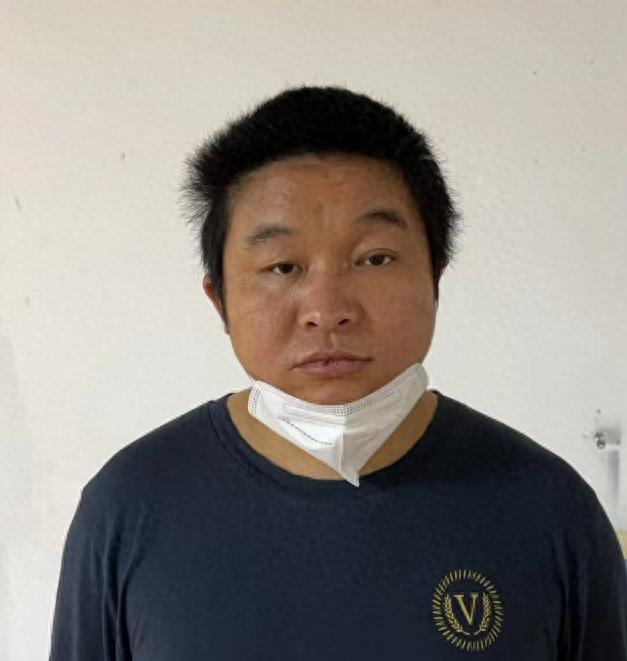 走失者照片 岳阳市寻亲：青年男子被救助，自述叫...