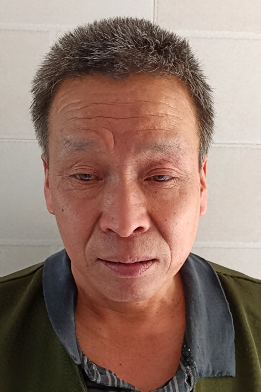 走失者照片 娄底市寻亲：五旬男子被救助，穿灰色...