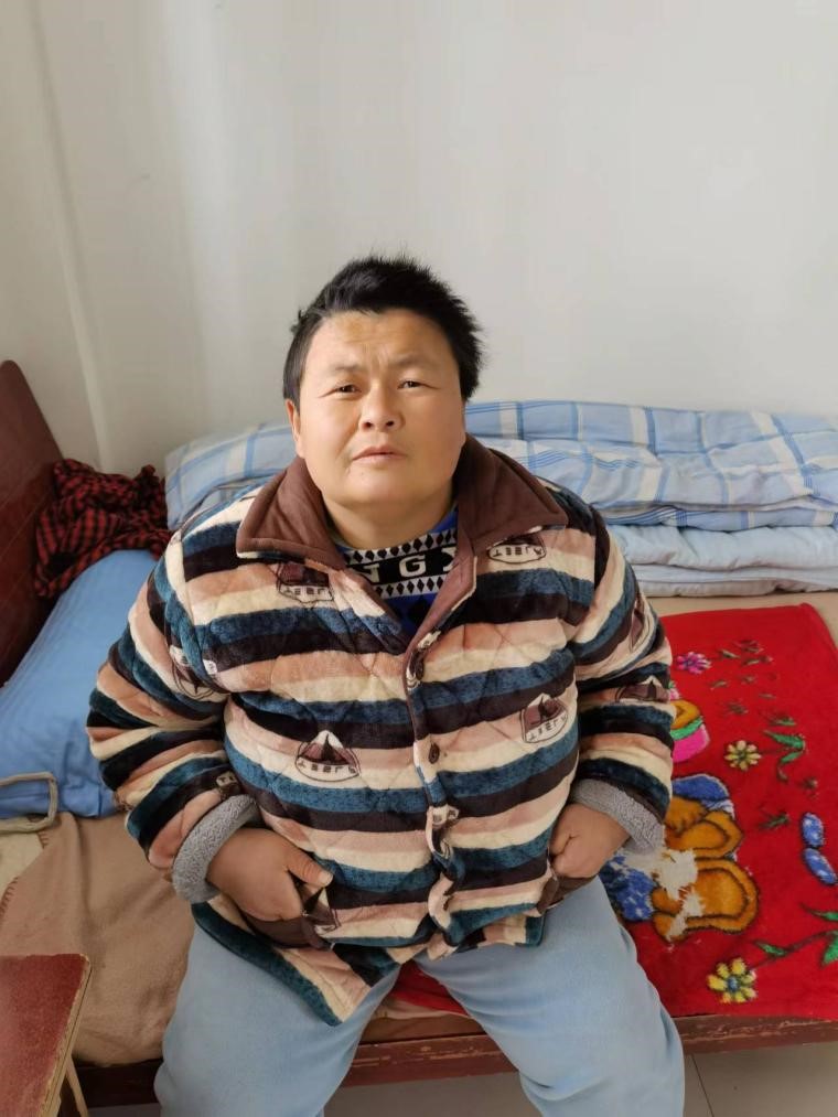 走失者照片 六安市寻亲：五旬女子被救助，高1米...
