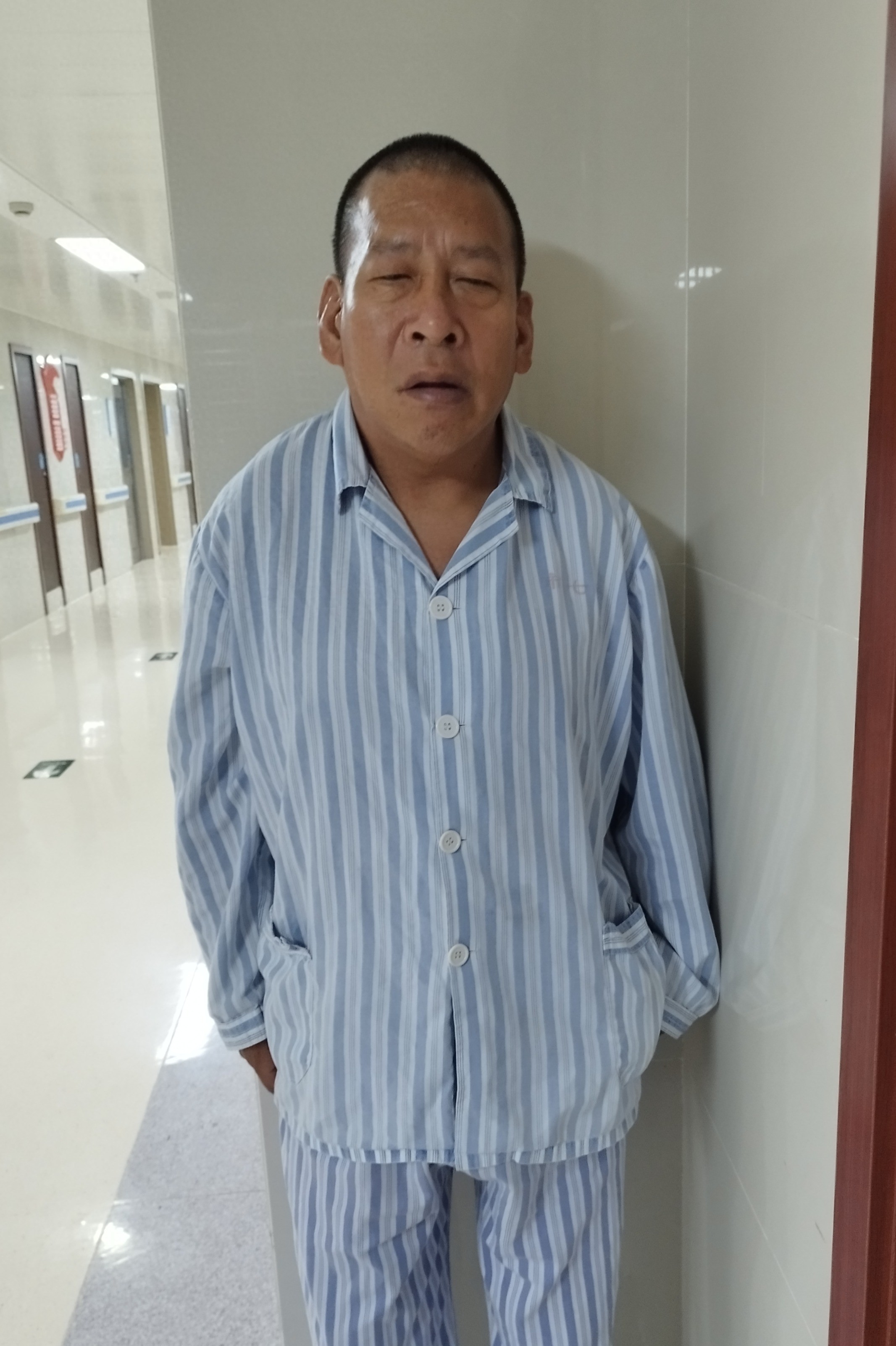 走失者照片 温州市寻亲：五旬男子被救助，自述叫...