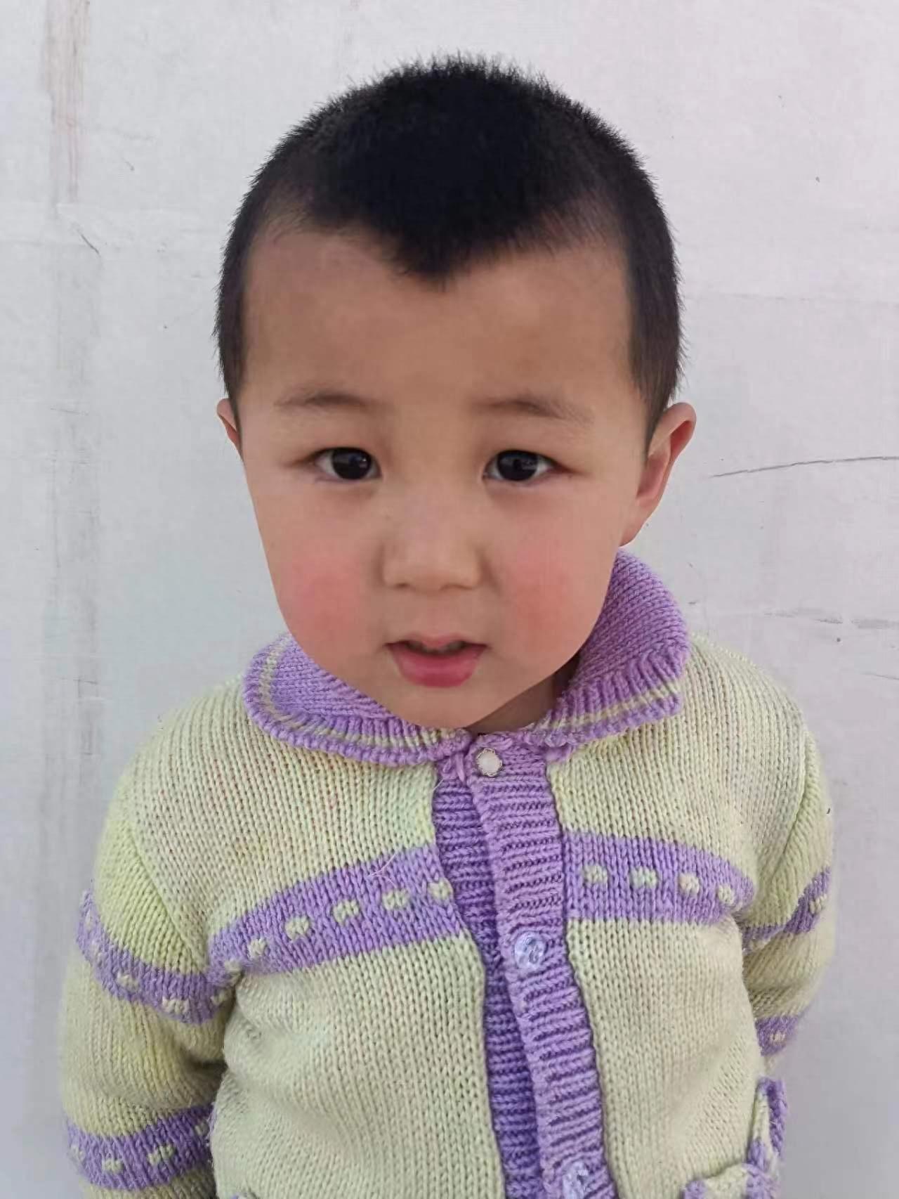走失者照片 酒泉市寻亲：2岁男孩自幼被救助，被...