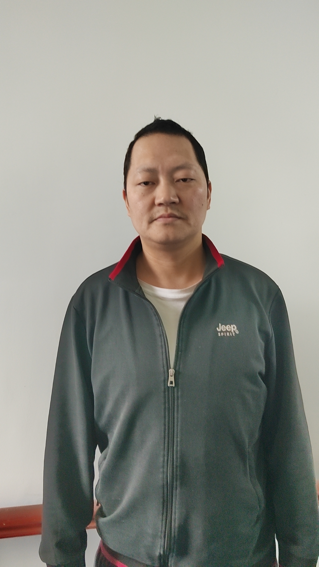 走失者照片 安顺市寻亲：中年男子被救助，自述右...