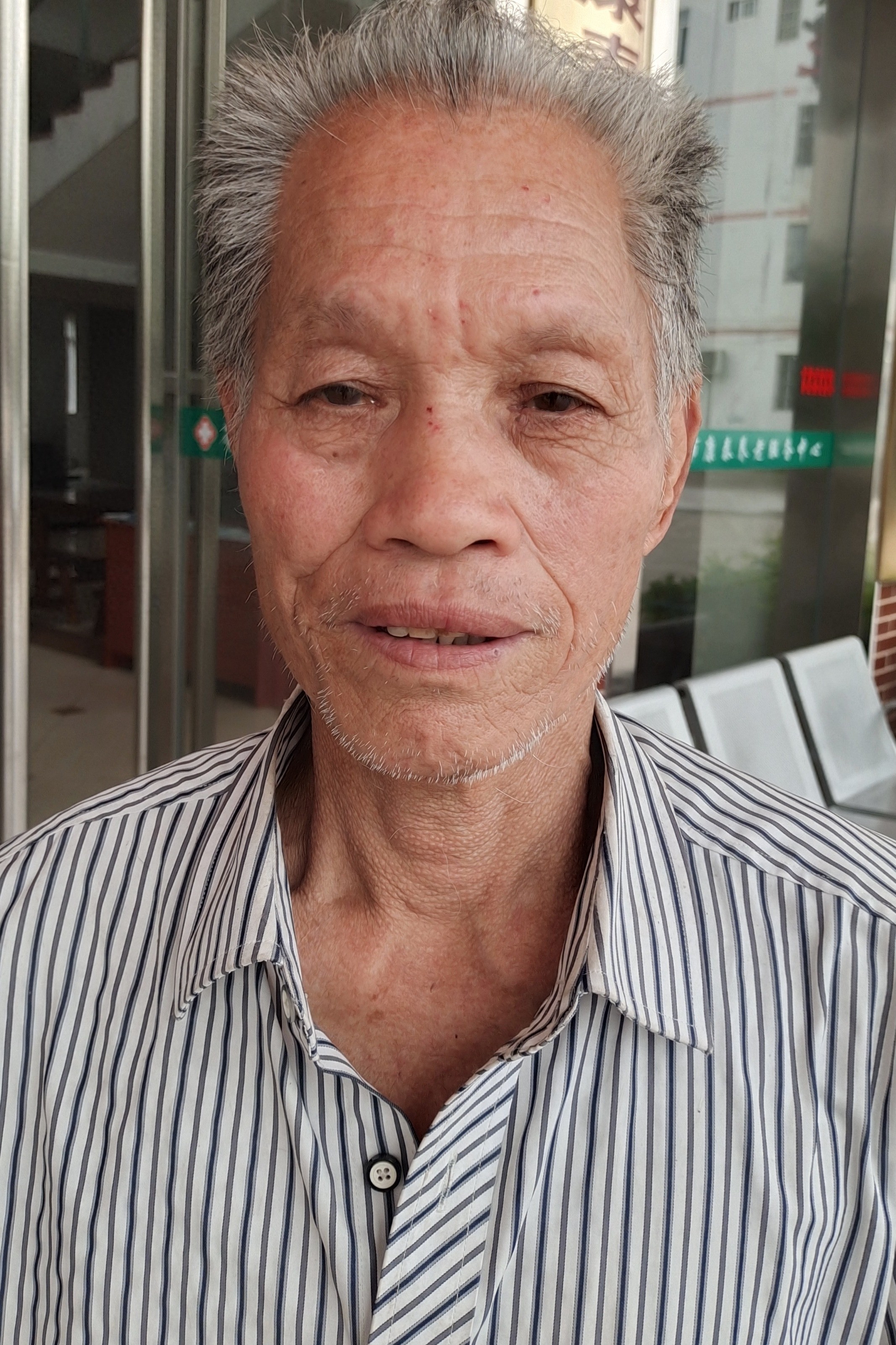 走失者照片 梧州市寻亲：岑溪市六旬老人被救助，...