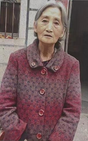 走失者照片 泉州市晋江市寻人：七旬老太走失，白...