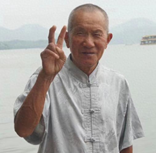 走失者照片 孝感市安陆市寻人：七旬老人走失，穿...