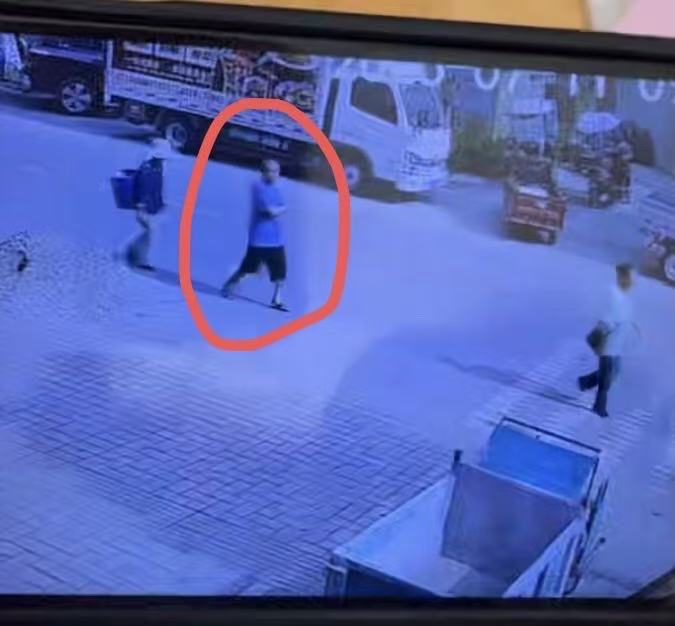 走失者照片 绵阳市寻人：八旬老人走失，穿蓝色短...