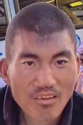 走失者照片 石家庄市寻亲：中年男子被救助，穿黑...