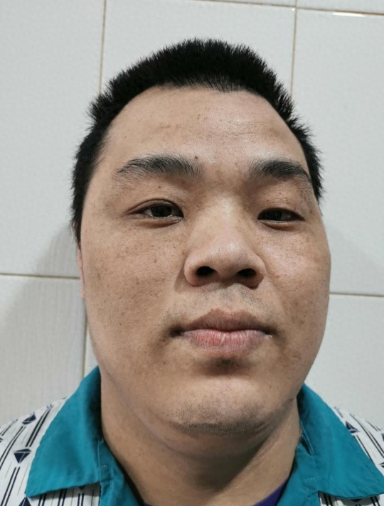 走失者照片 南京市寻亲：青年男子被救助，高1米...