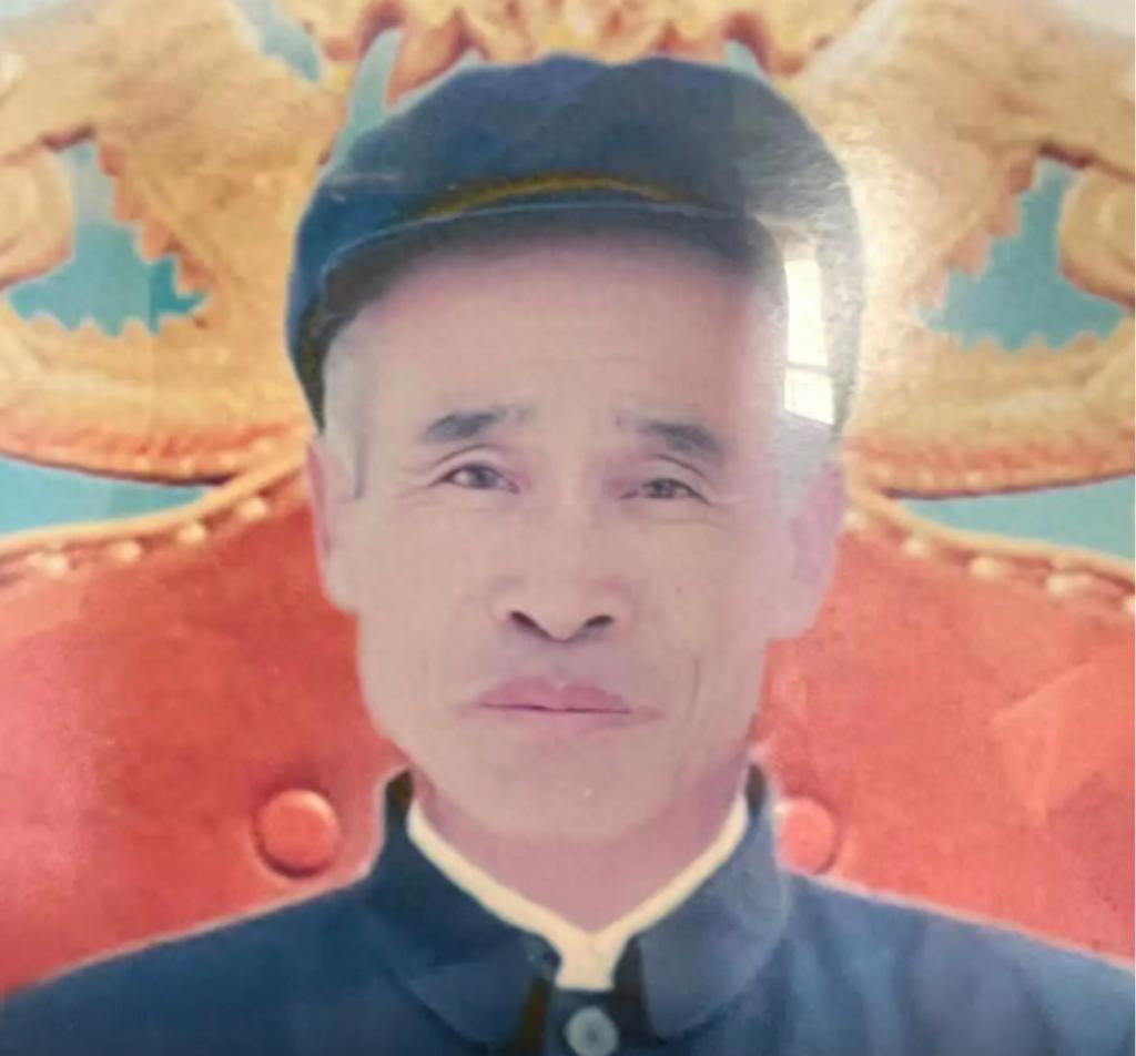 走失者照片 潍坊市寻人：七旬老人走失，穿迷彩服...
