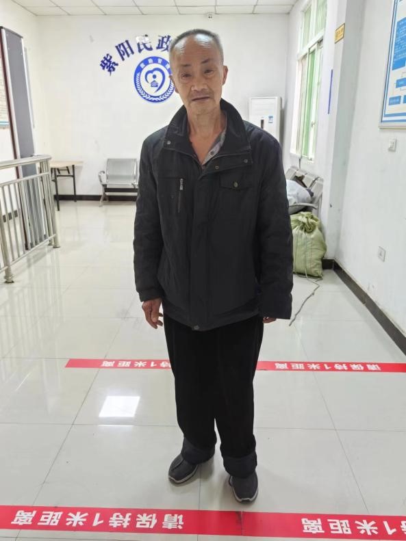 走失者照片 安康市寻亲：六旬老人被救助，自述叫...
