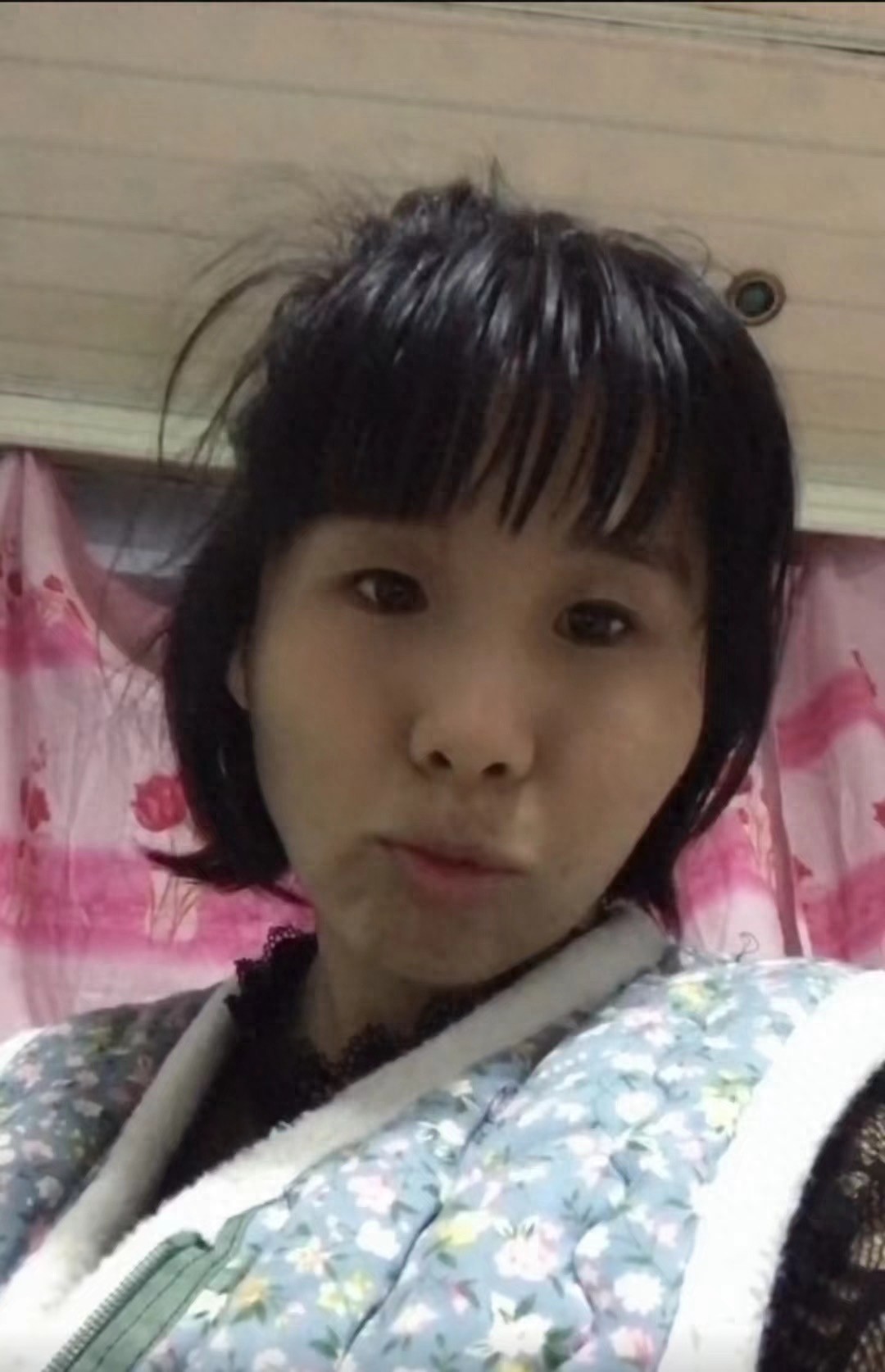 走失者照片 阜新市寻人：青年女子走失，背双肩包...