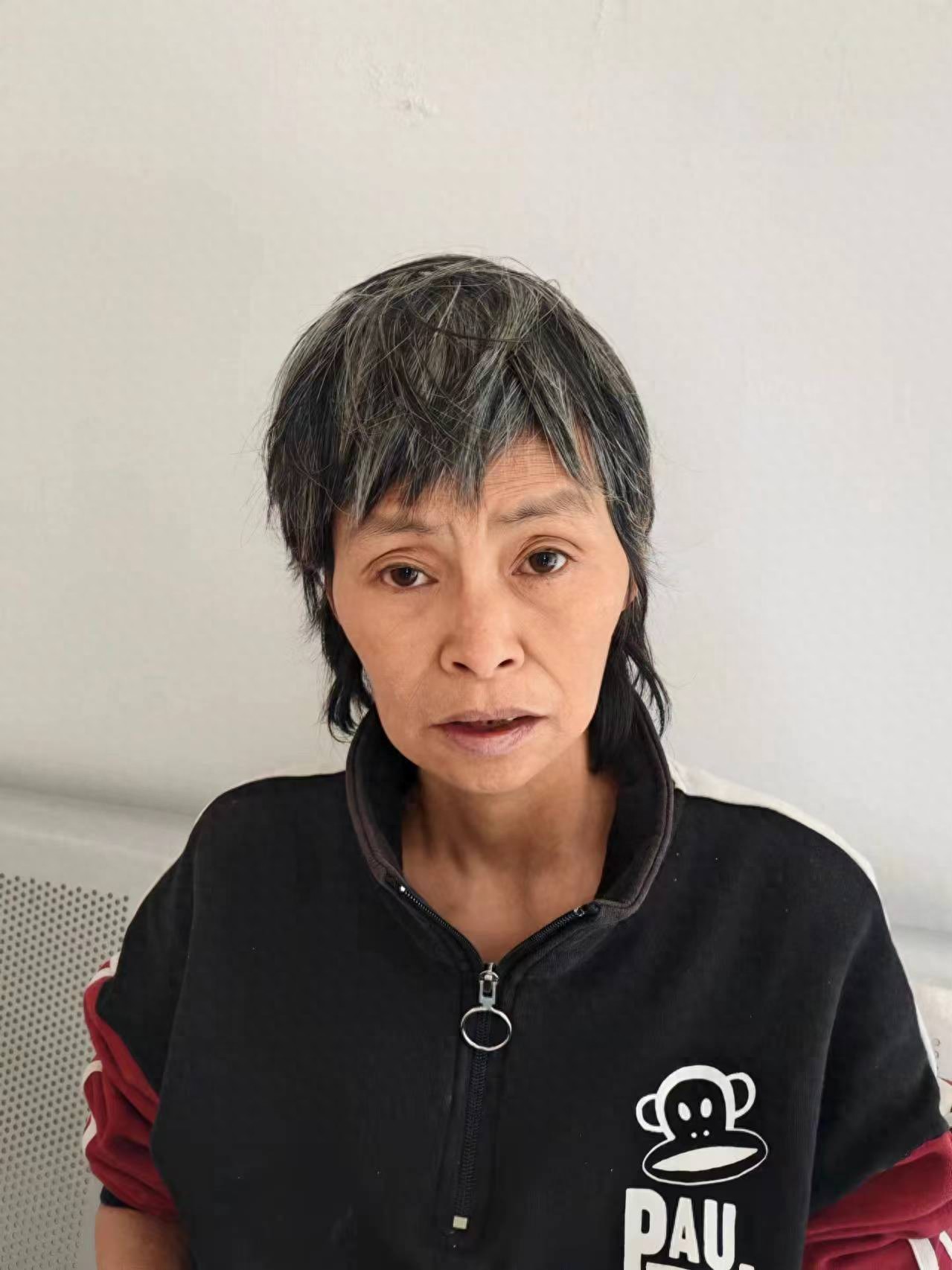 走失者照片 亳州市寻亲：五旬女子被救助，穿黑色...