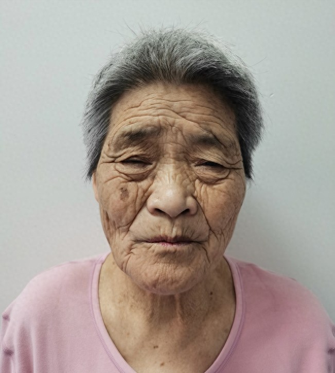 走失者照片 北京市寻亲：六旬老太被救助，高1米...