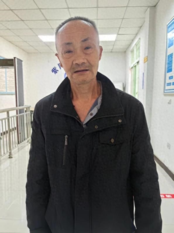 走失者照片 安康市寻亲：六旬老人被救助，自述叫...