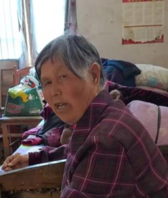 走失者照片 泰安市寻人：八旬老太走失，患阿尔茨...