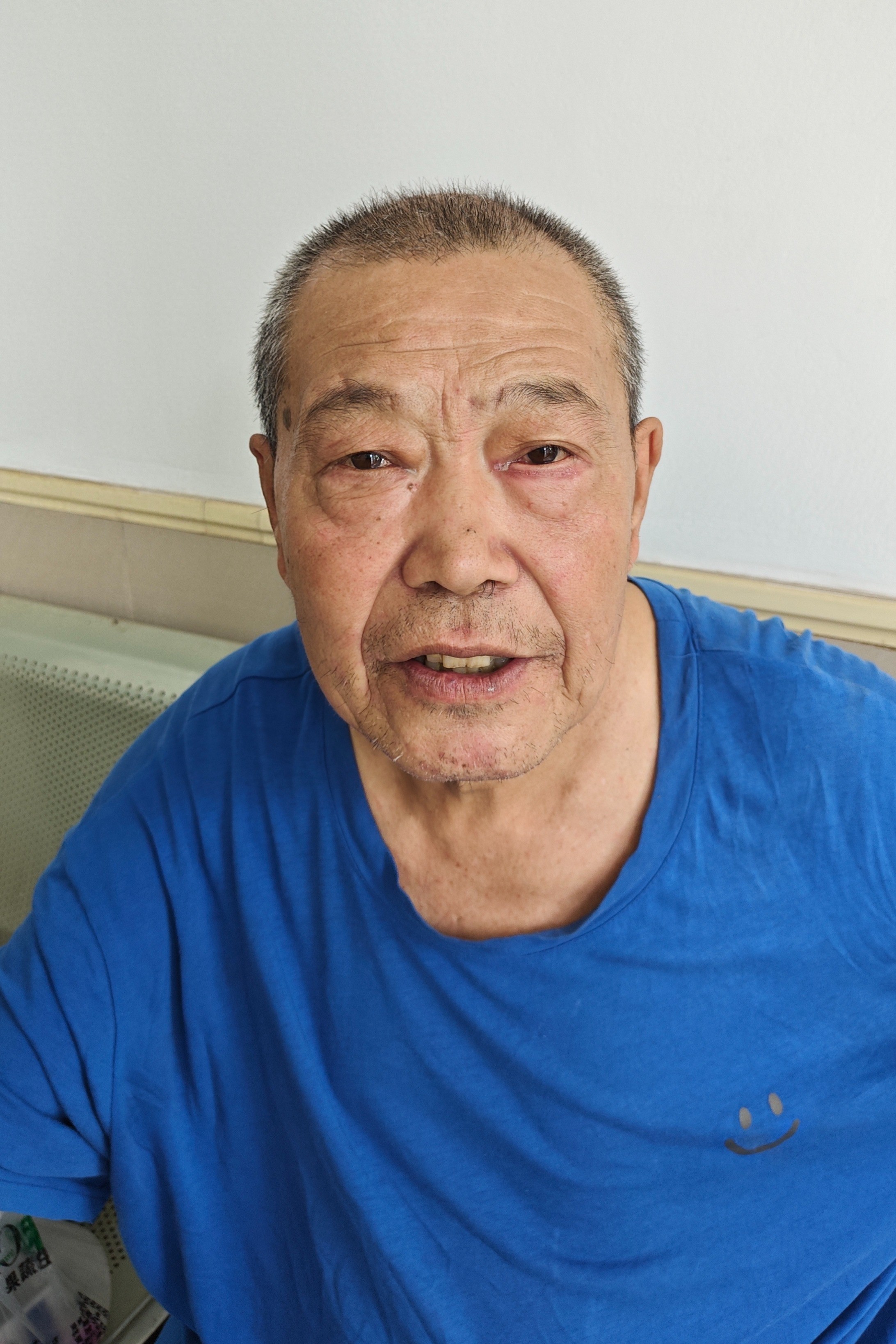 走失者照片 鞍山市寻亲：六旬老人被救助，自述叫...