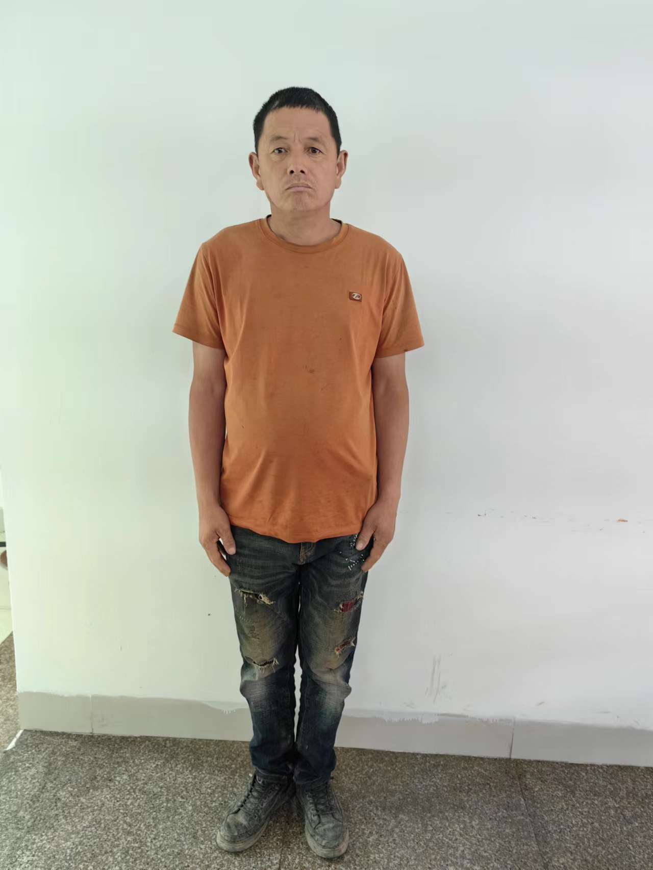 走失者照片 泉州市石狮市寻亲：中年男子被救助，...