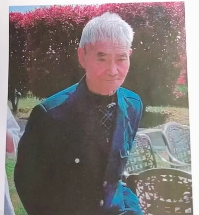 走失者照片 遵义市赤水市寻人：七旬老人走失，戴...