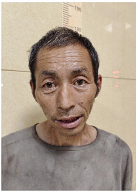 走失者照片 南宁市寻亲：五旬男子被救助，自述叫...