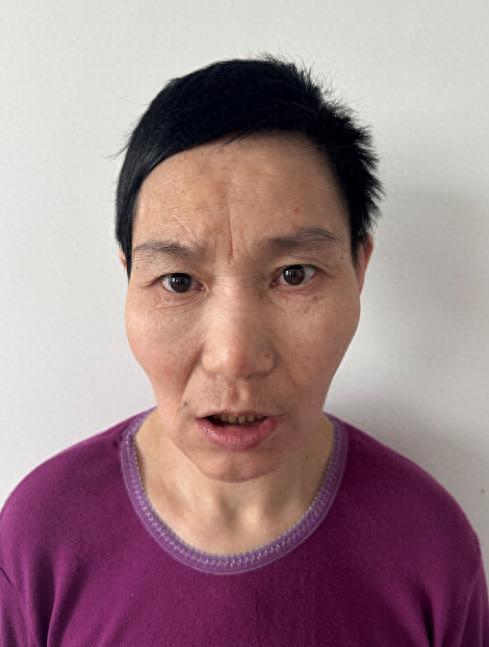 走失者照片 北京市寻亲：中年女子被救助，高1米...