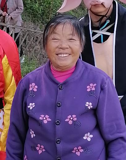 走失者照片 安庆市寻人：七旬老太走失，短发，高...