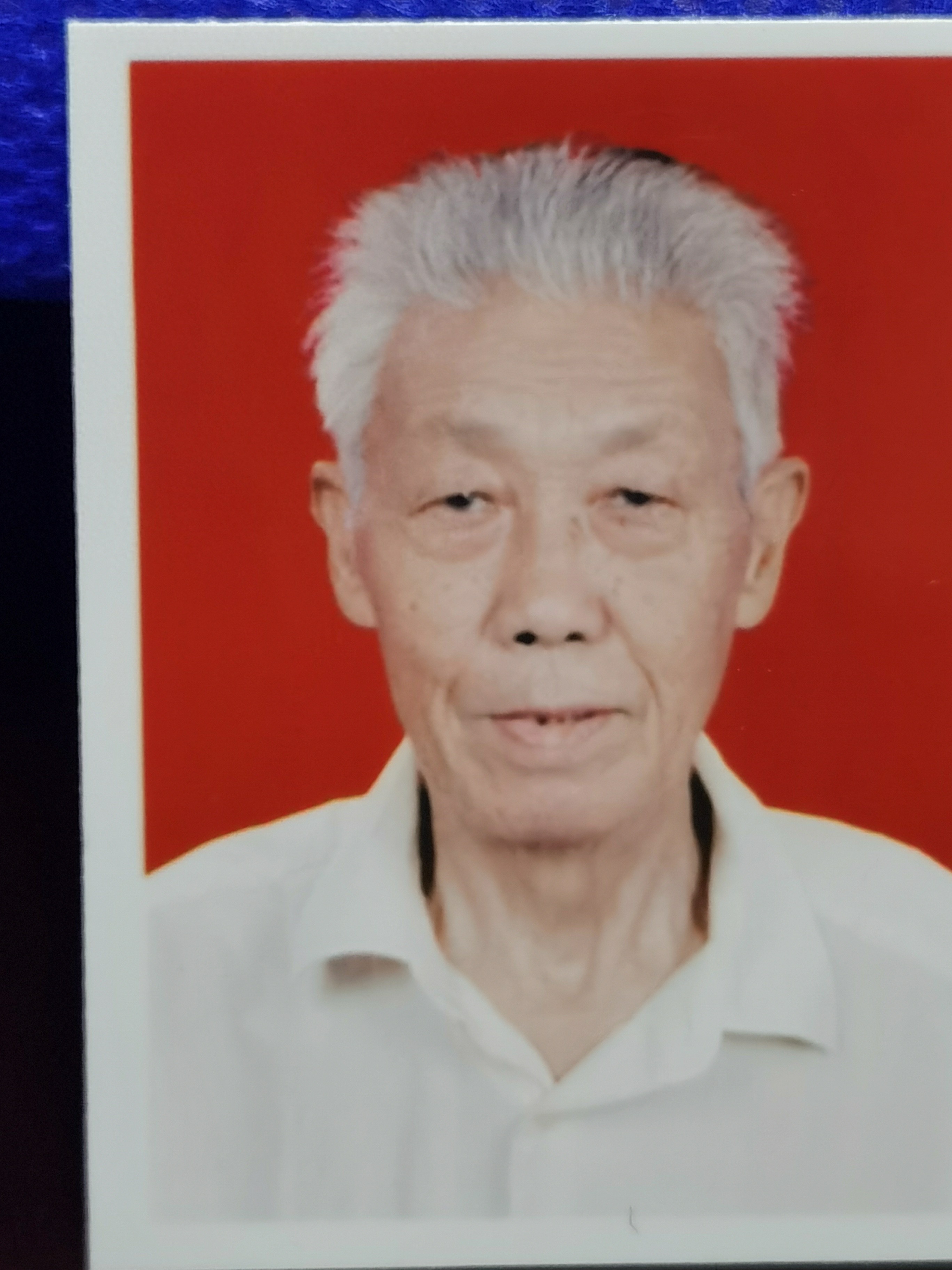 走失者照片 武汉市寻人：八旬老人走失，穿黑色中...
