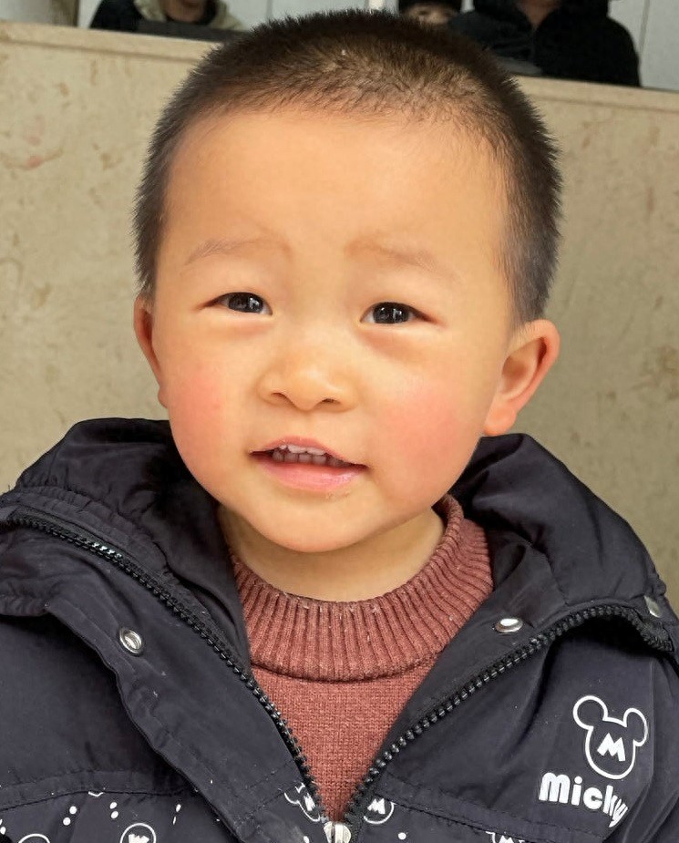 走失者照片 急寻父母：重庆市2岁男孩自幼被救助...