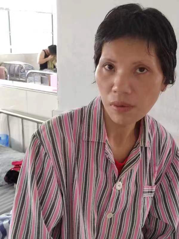 走失者照片 漳州市寻亲：青年女子被救助，高1米...