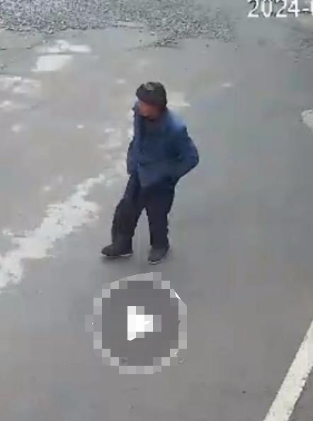 走失者照片 重庆市寻人：七旬老人走失，戴军绿色...
