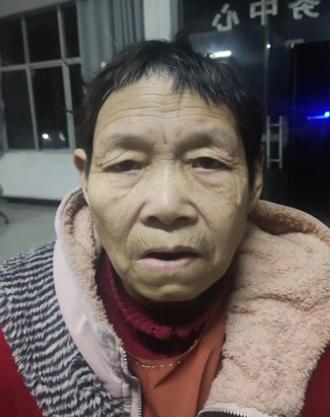 走失者照片 吉安市寻亲：七旬老太被救助，穿红色...