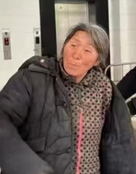 走失者照片 荆门市钟祥市寻亲：六旬老太被救助，...