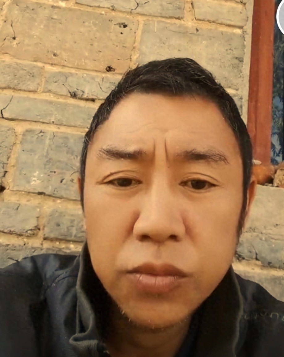 走失者照片 重庆市寻人：中年男子走失，精神异常...