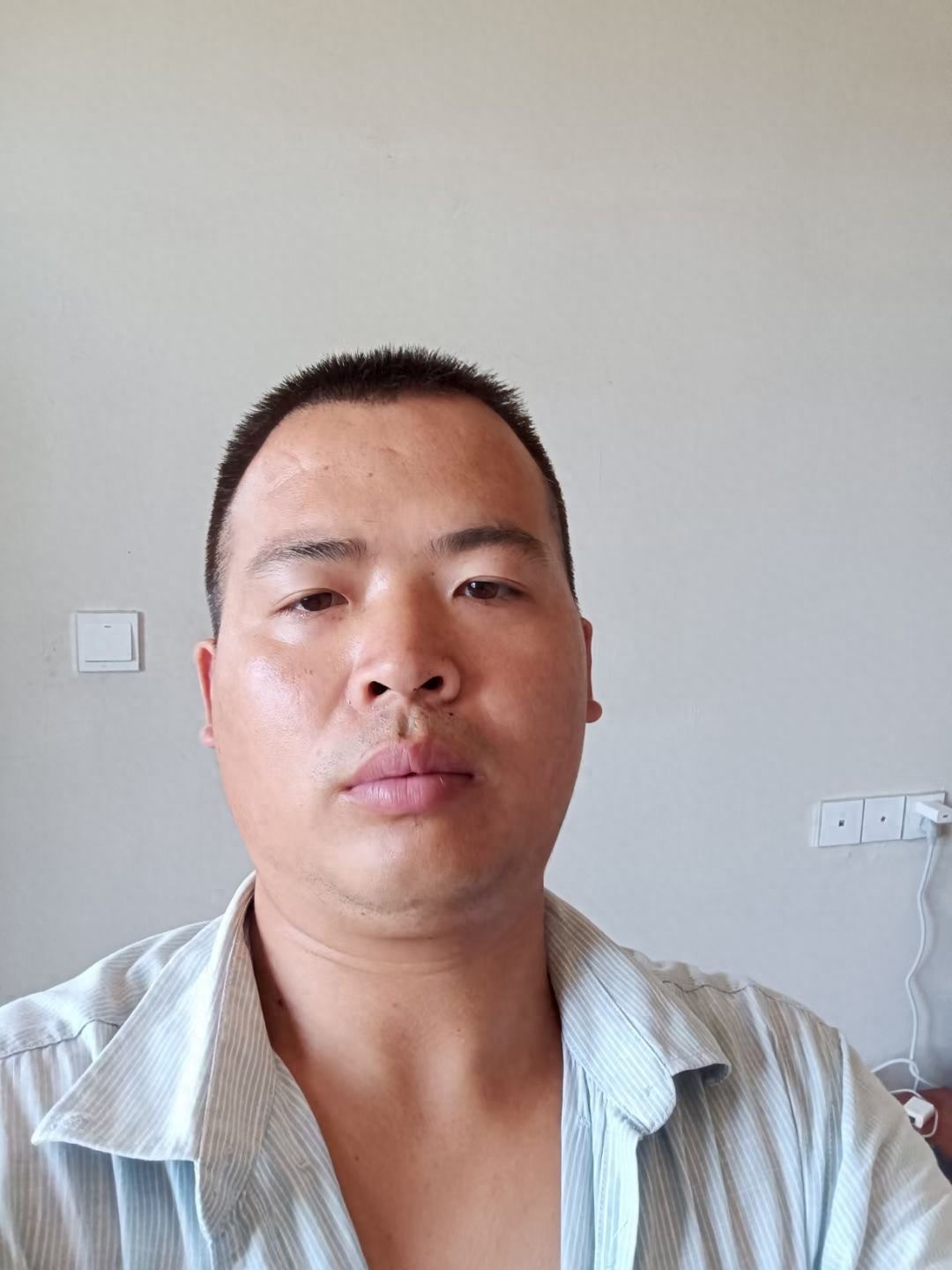 走失者照片 安庆市寻人：青年男子走失，患精神障...