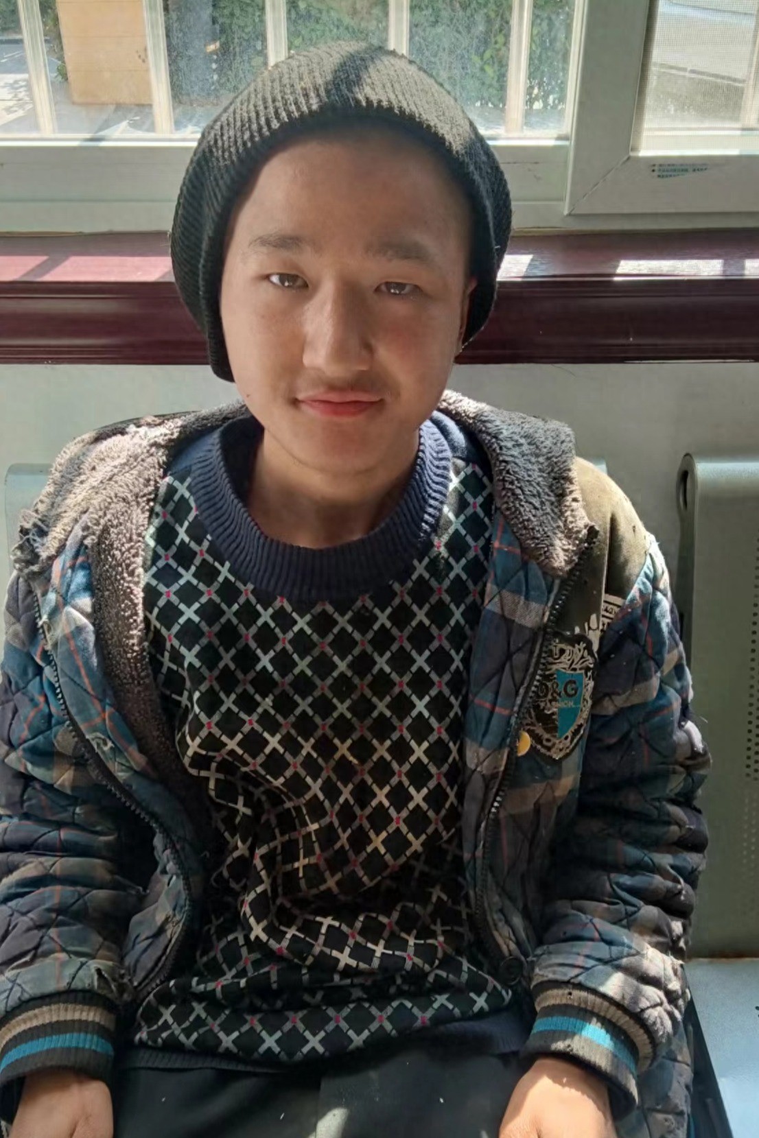 走失者照片 资阳市寻亲：青年男子被救助，自述叫...