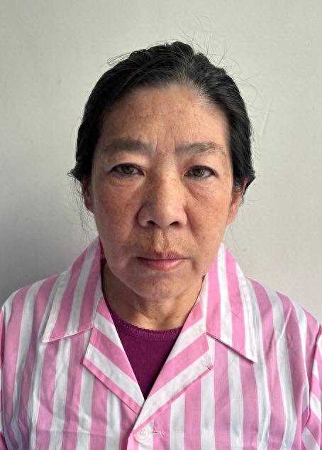 走失者照片 北京市寻亲：中年女子被救助，高1米...