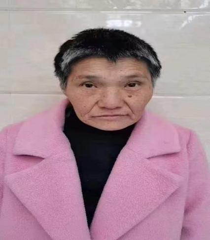 走失者照片 驻马店市寻亲：中年女子被救助，高1...