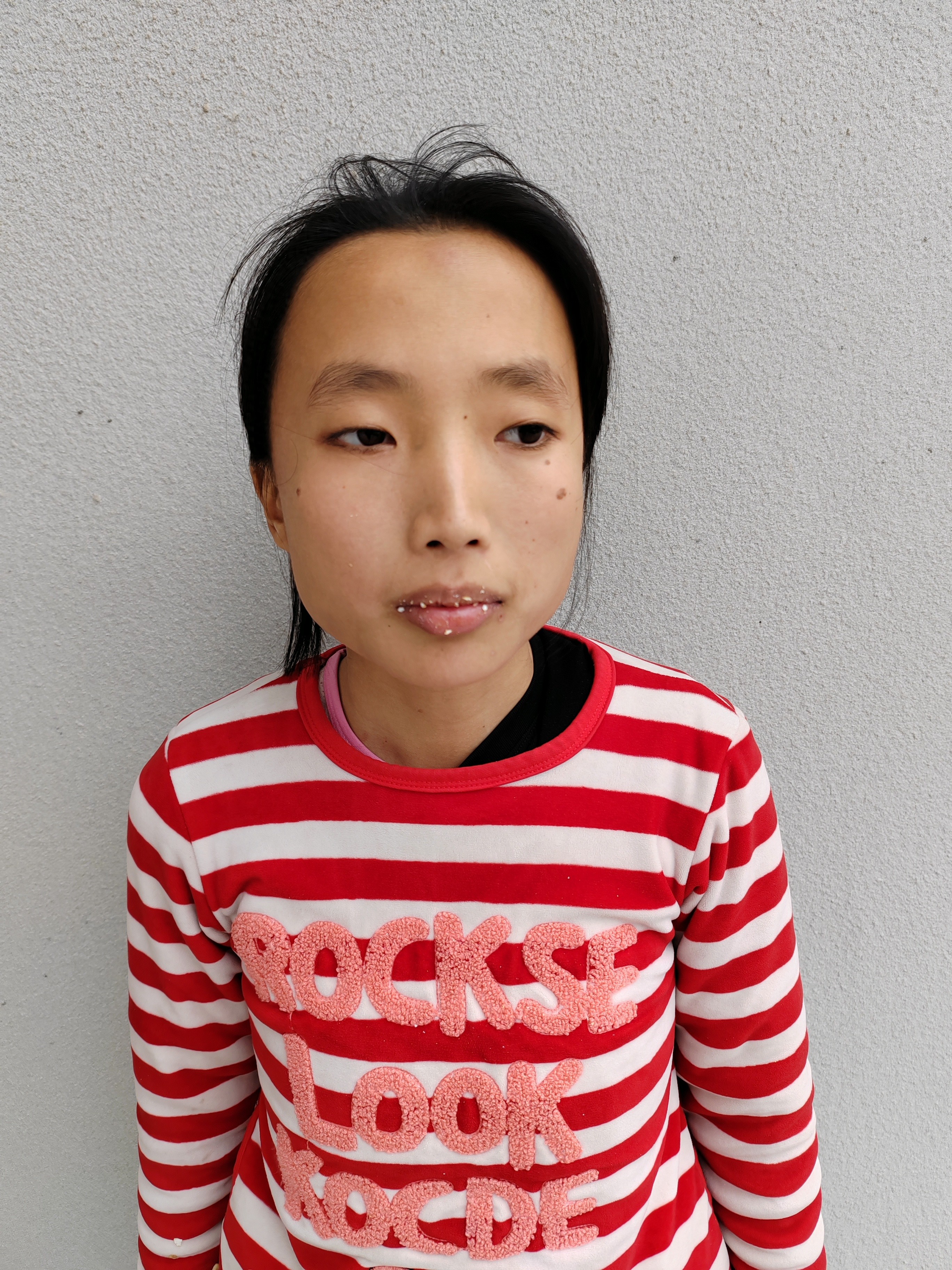 走失者照片 韶关市急寻：青年女子被救助，自述叫...