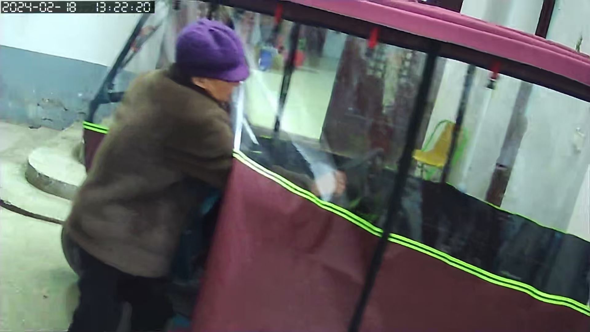 走失者照片 漯河市急寻：七旬老太走失，患小脑萎...