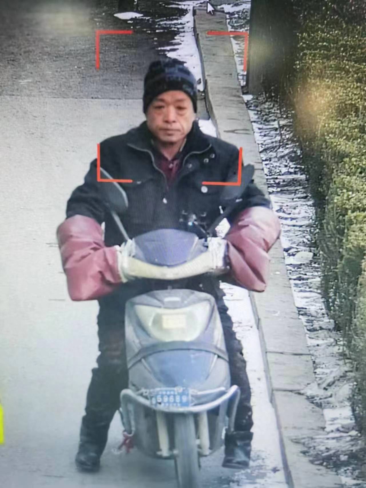 走失者照片 沈阳市寻人：六旬老人走失，穿黑色衣...