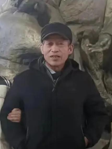 走失者照片 天水市寻人：六旬老人走失，戴黑色帽...