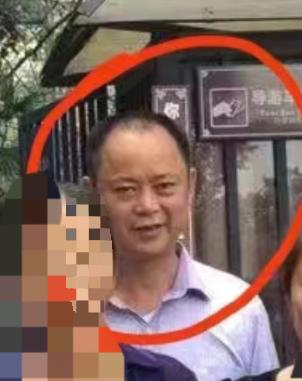 走失者照片 恩施州寻人：六旬老人走失，穿黑色连...