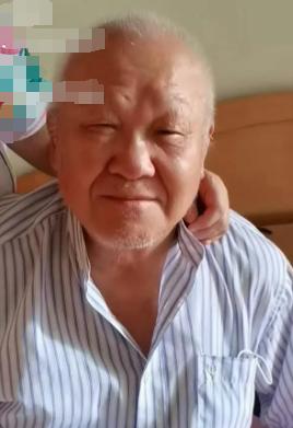 走失者照片 重庆市寻人：七旬老人走失，穿蓝色棉...
