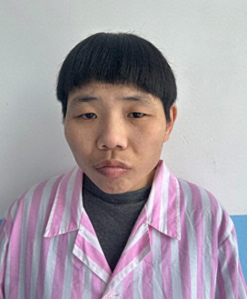 走失者照片 北京市寻亲：青年女子被救助，患癫痫...